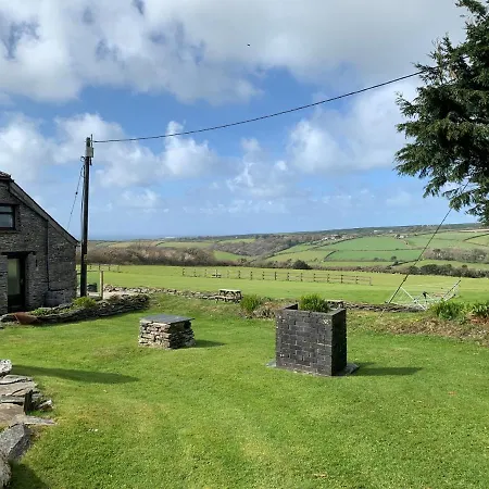 Holiday home Courtyard Farm *
